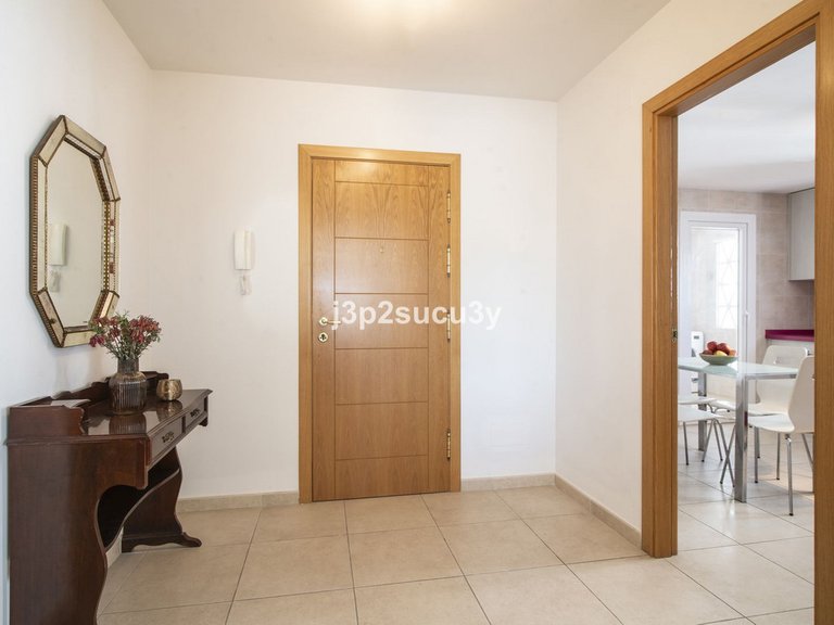 Apartment for Sale in Nueva Andalucía, Malaga 5