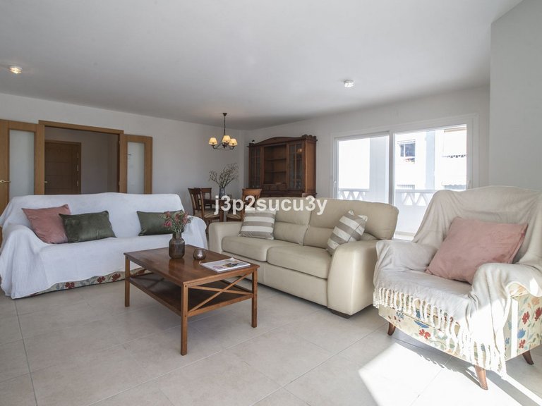 Apartment for Sale in Nueva Andalucía, Malaga 8