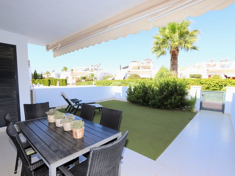 Apartment for Sale in Villamartin, Alicante 2