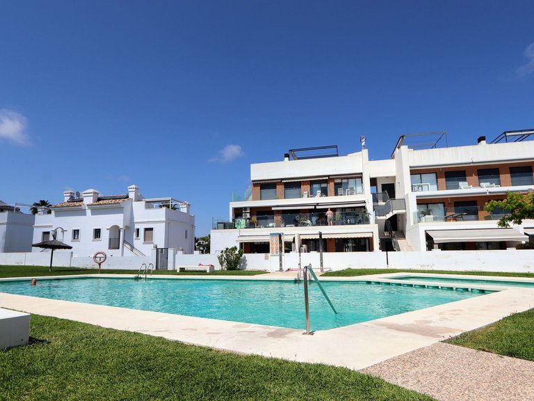Apartment for Sale in Villamartin, Alicante 32