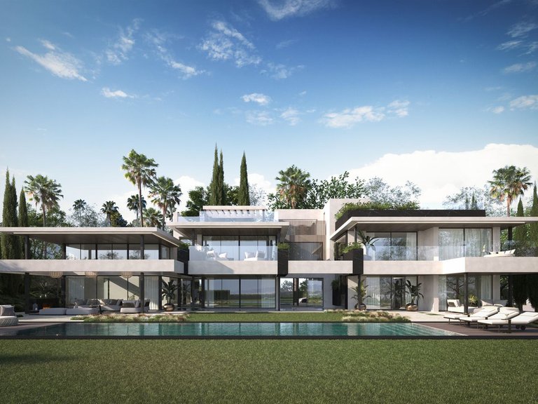 Villa for Sale in Sotogrande, Cadiz 1