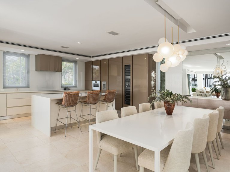 Villa for Sale in Marbella, Malaga 7