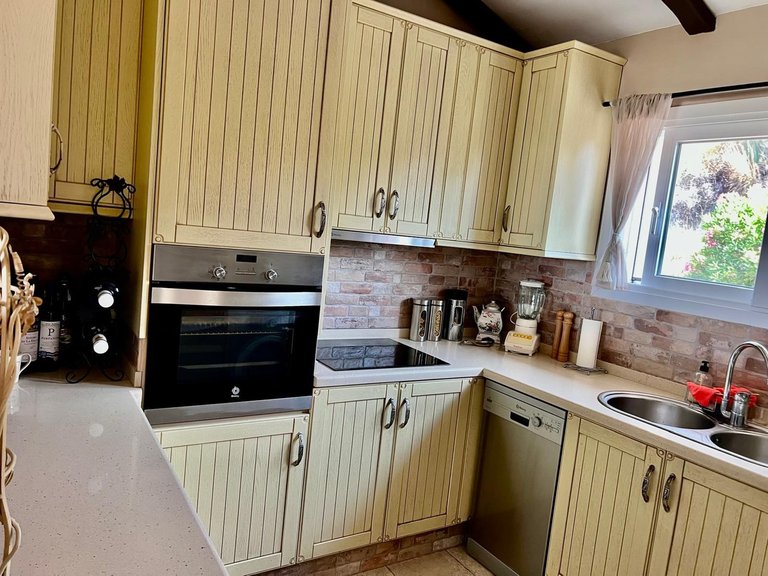 Villa for Sale in Estepona, Malaga 7
