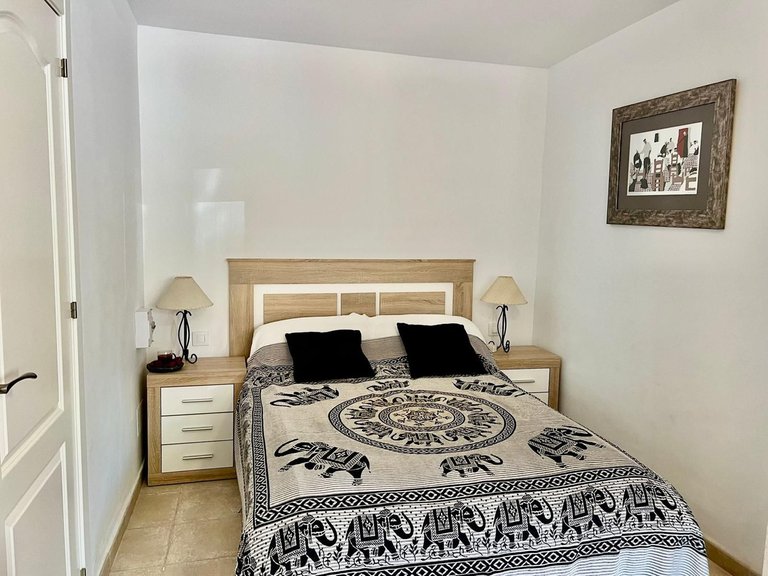 Villa for Sale in Estepona, Malaga 9
