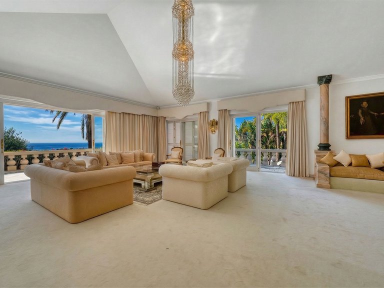Villa for Sale in Río Real, Malaga 15