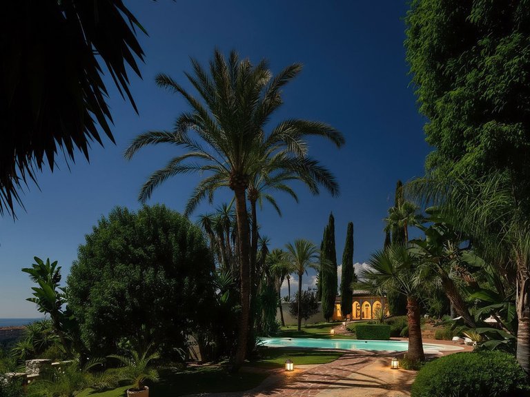 Villa for Sale in Río Real, Malaga 22