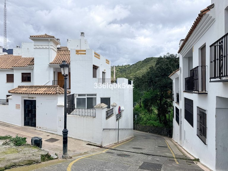 Apartment for Sale in Benahavís, Malaga 25