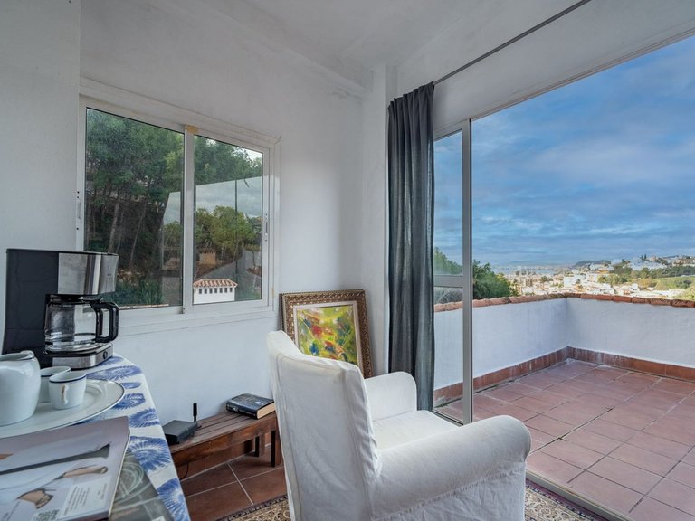 Villa for Sale in El Candado, Malaga 14