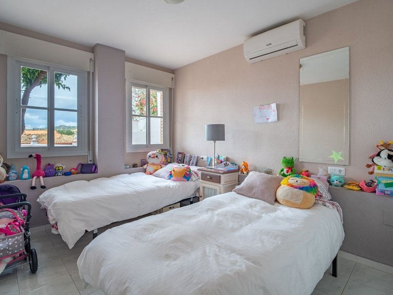 Villa for Sale in El Candado, Malaga 24