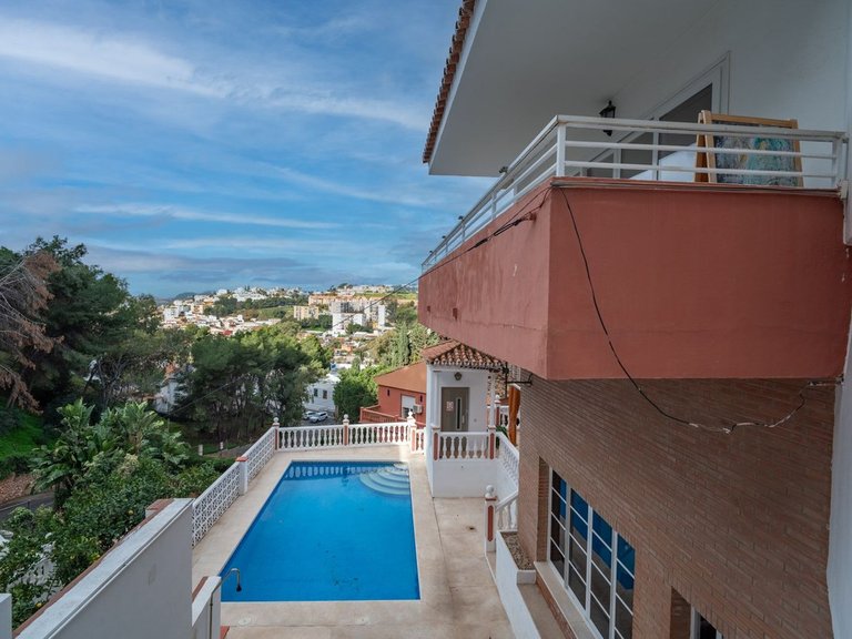 Villa for Sale in El Candado, Malaga 29