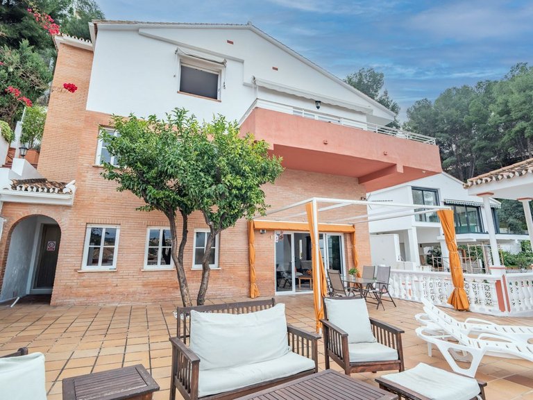 Villa for Sale in El Candado, Malaga 33
