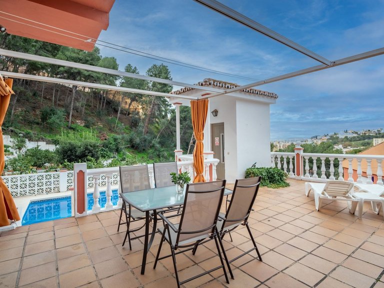 Villa for Sale in El Candado, Malaga 41