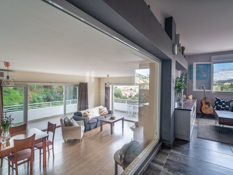 Villa for Sale in El Candado, Malaga 6