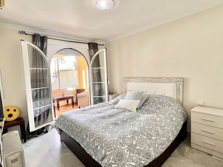 Apartment for Sale in Nueva Andalucía, Malaga 11