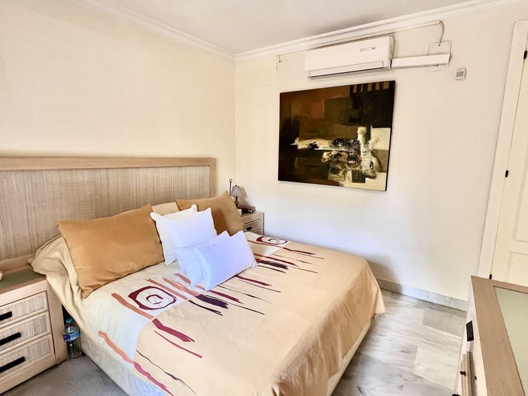 Apartment for Sale in Nueva Andalucía, Malaga 12