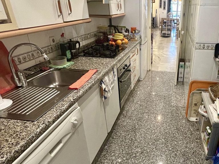 Apartment for Sale in Nueva Andalucía, Malaga 8