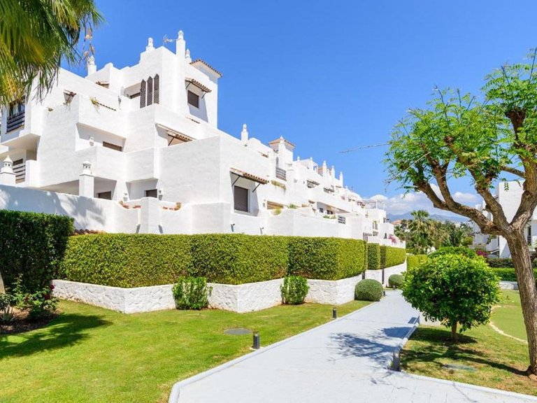 Apartment for Sale in Selwo, Malaga 2