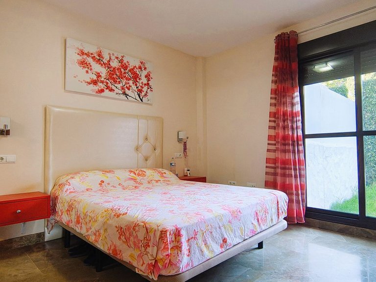 Apartment for Sale in Selwo, Malaga 25