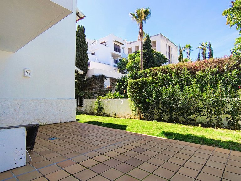 Apartment for Sale in Selwo, Malaga 8