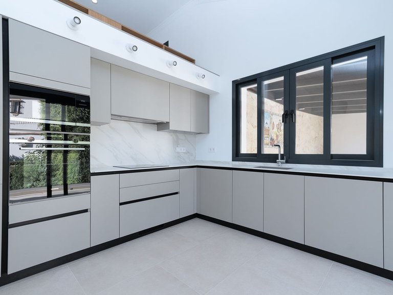 Villa for Sale in Marbella, Malaga 17