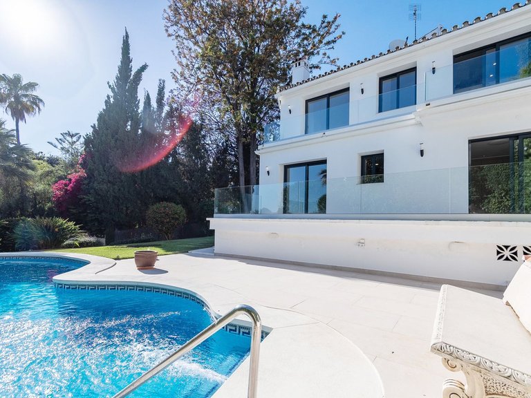 Villa for Sale in Marbella, Malaga 6