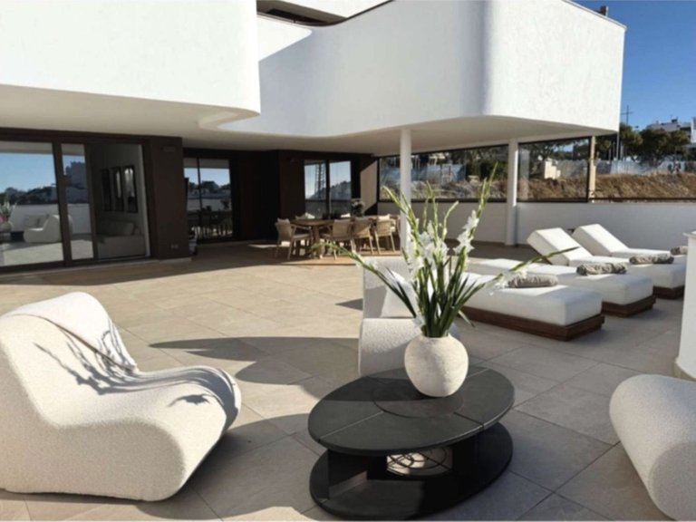Apartment for Sale in Estepona, Malaga 1