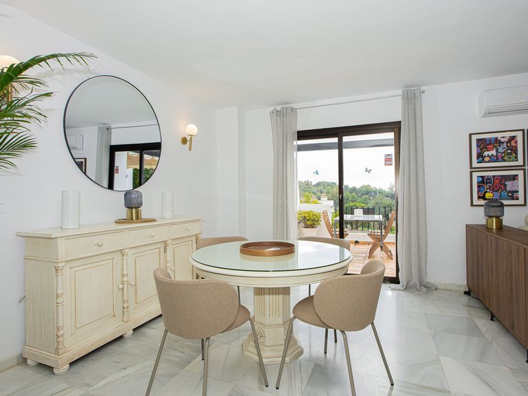 Apartment for Sale in The Golden Mile, Malaga 10