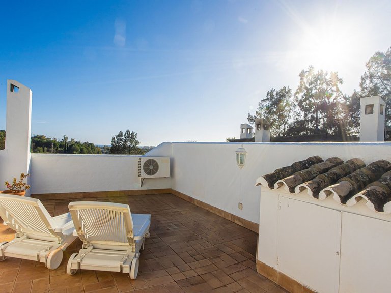 Apartment for Sale in The Golden Mile, Malaga 26