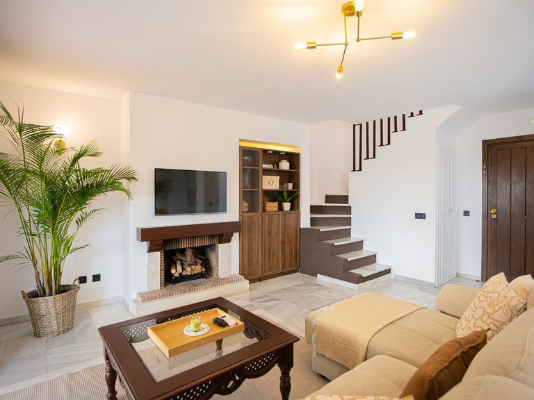 Apartment for Sale in The Golden Mile, Malaga 4