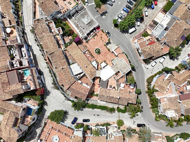 Villa for Sale in Benahavís, Malaga 28
