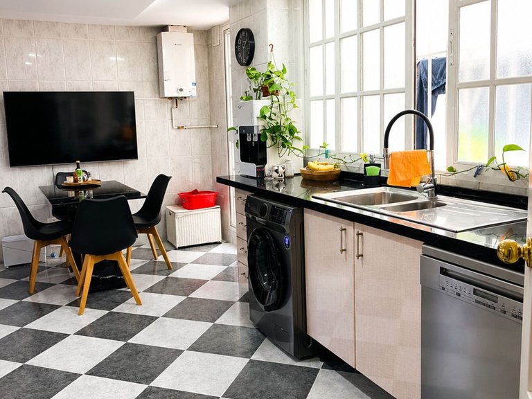 Apartment for Sale in San Pedro De Alcántara, Malaga 4