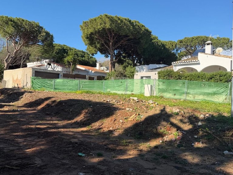 Plot for Sale in Calahonda, Malaga 12