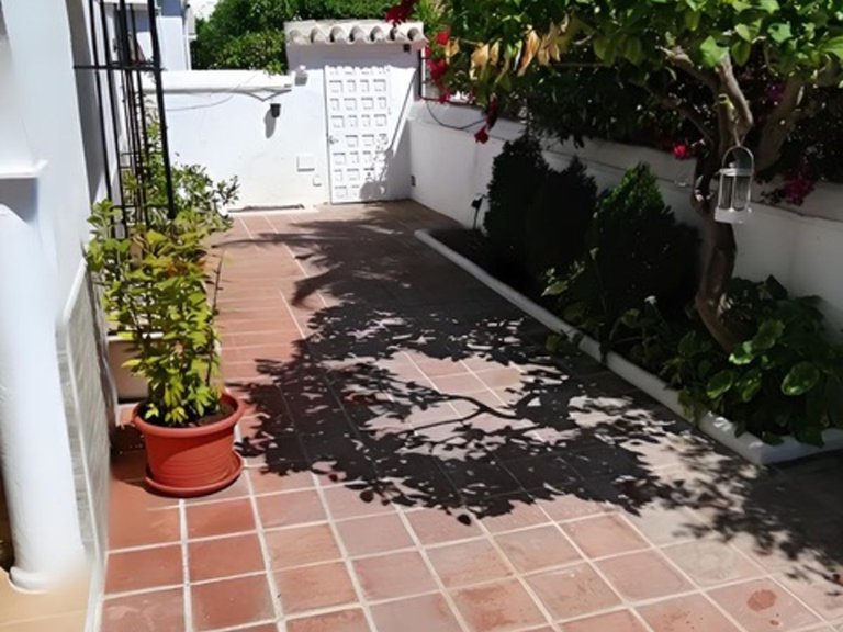 Villa for Sale in Costa del Sol Fuengirola, Malaga 6