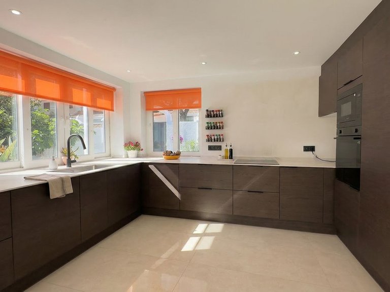 Villa for Sale in Calahonda, Malaga 14