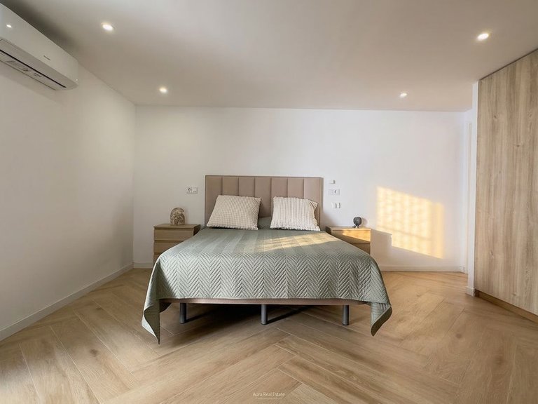 Villa for Sale in Calahonda, Malaga 16