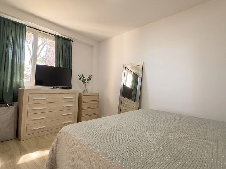 Villa for Sale in Calahonda, Malaga 17