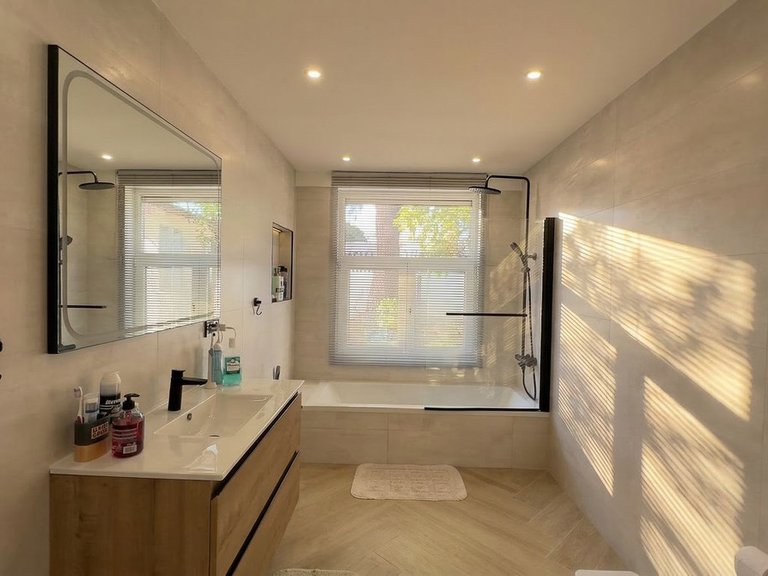 Villa for Sale in Calahonda, Malaga 20