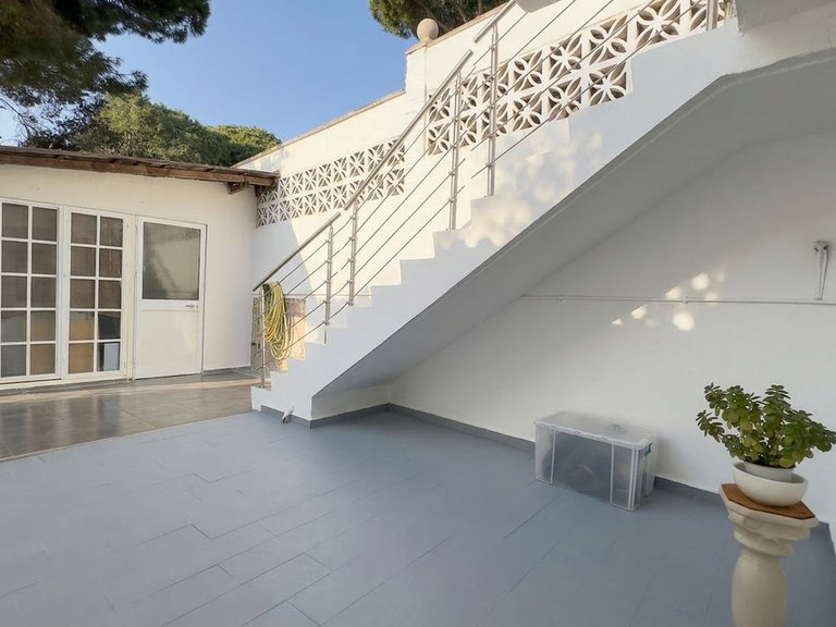 Villa for Sale in Calahonda, Malaga 23