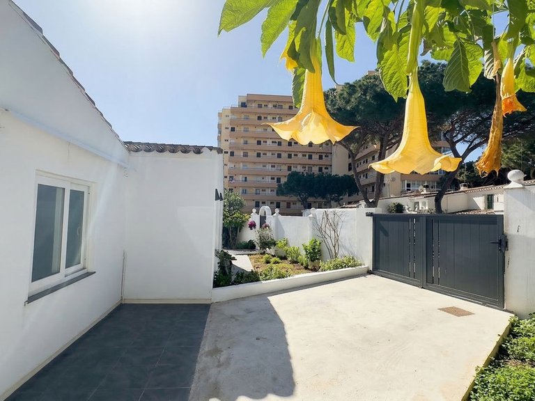 Villa for Sale in Calahonda, Malaga 4
