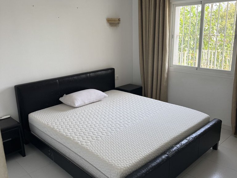 Villa for Sale in Nueva Andalucía, Malaga 10