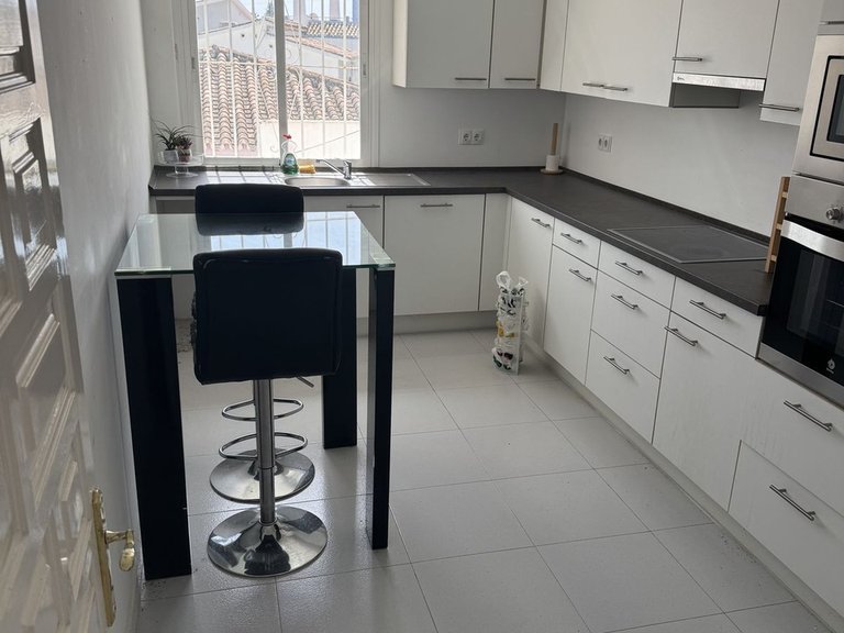 Villa for Sale in Nueva Andalucía, Malaga 11