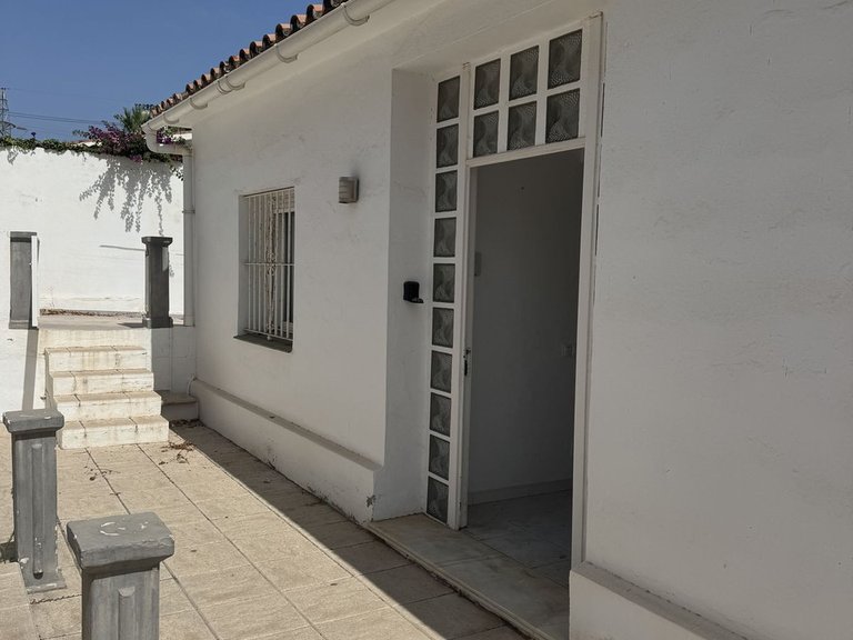 Villa for Sale in Nueva Andalucía, Malaga 16