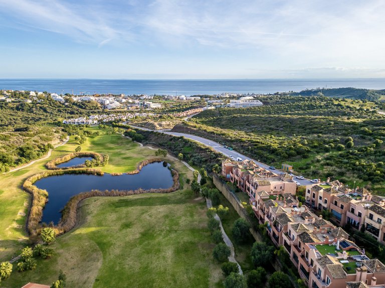 Villa for Sale in Estepona, Malaga 1