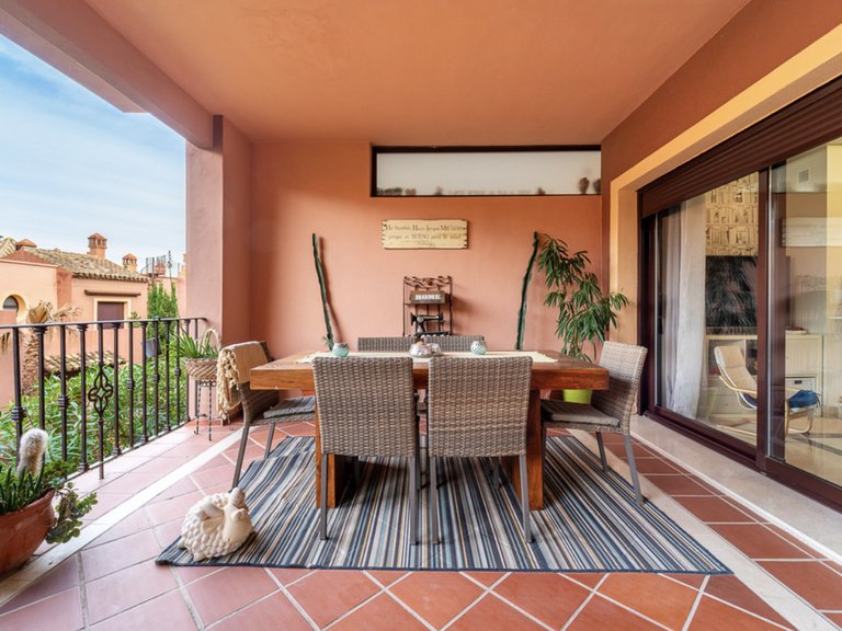 Villa for Sale in Estepona, Malaga 20