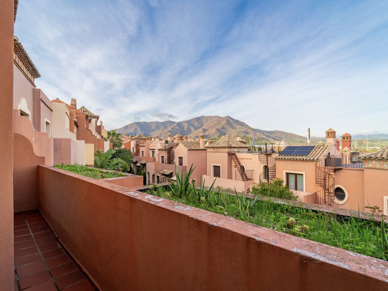 Villa for Sale in Estepona, Malaga 21