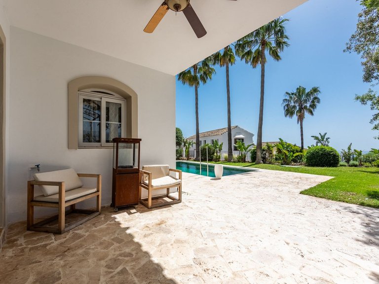Villa for Sale in Istán, Malaga 22