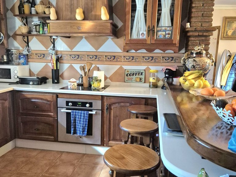 Villa for Sale in Alhaurín El Grande, Malaga 12