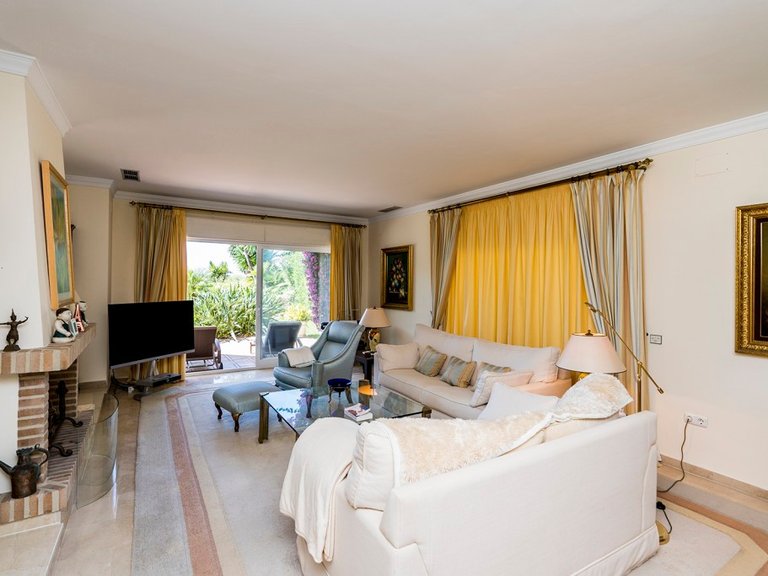 Villa for Sale in Marbella, Malaga 12