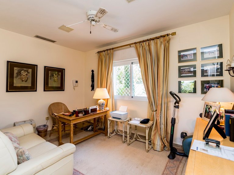 Villa for Sale in Marbella, Malaga 15