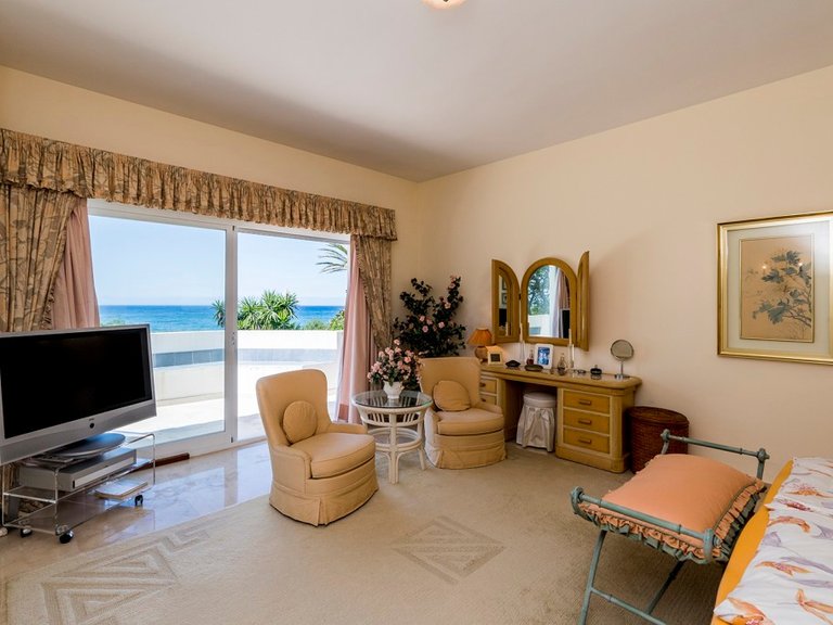 Villa for Sale in Marbella, Malaga 19